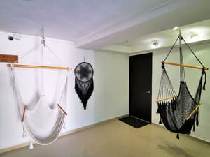 thumbnail: Interior detail