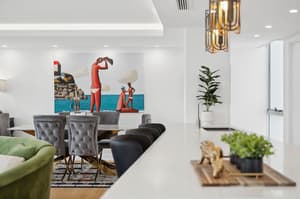 thumbnail: Dining room