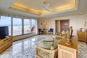 thumbnail: Living area