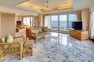 thumbnail: Living area