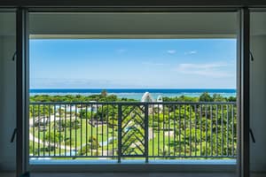 thumbnail: Balcony view