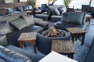 thumbnail: Lounge