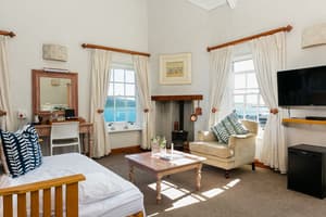thumbnail: Living area