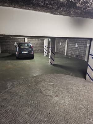 thumbnail: Parking