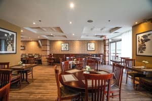 thumbnail: Restaurant