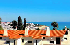 thumbnail: Front of property