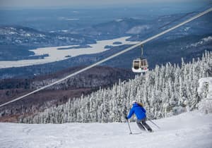 thumbnail: Skiing