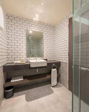 thumbnail: Bathroom shower