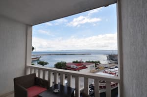 thumbnail: Balcony