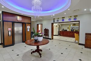 thumbnail: Front of property
