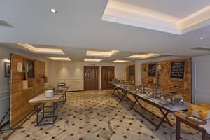 thumbnail: Banquet hall