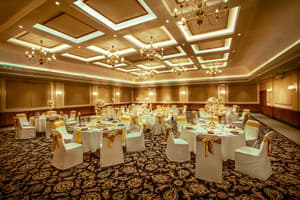 thumbnail: Banquet hall