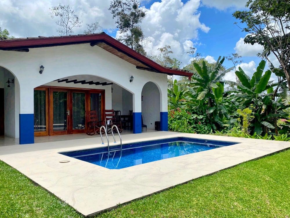Private pool