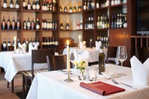 thumbnail: Dining