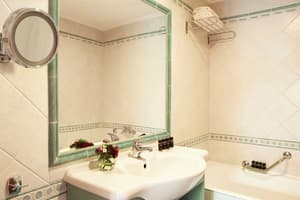 thumbnail: Bathroom