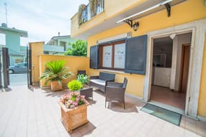 thumbnail: Balcony