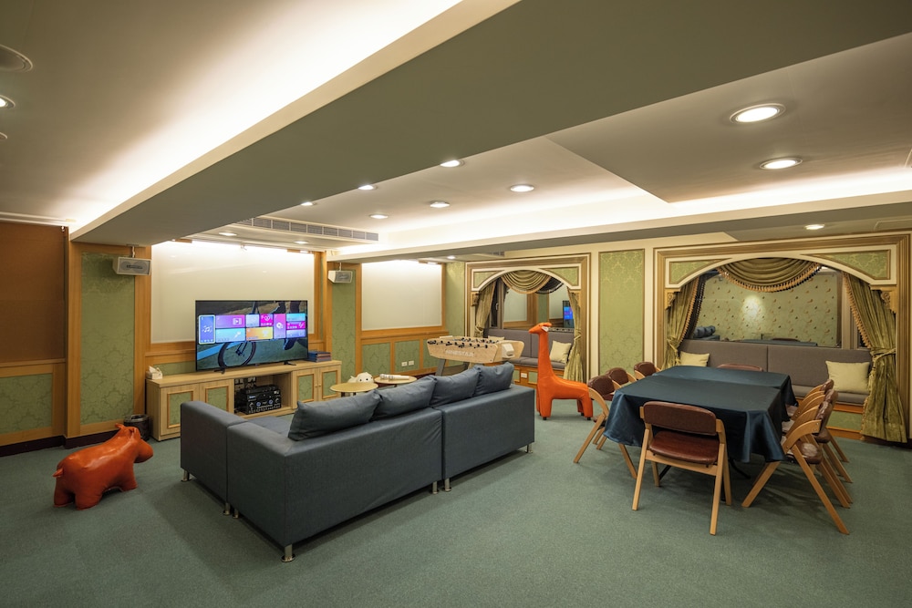 Karaoke room