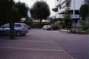 thumbnail: Parking