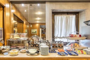 thumbnail: Buffet
