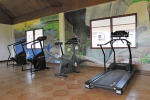 thumbnail: Gym