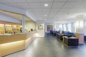 thumbnail: Lobby sitting area