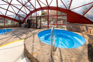 thumbnail: Pool