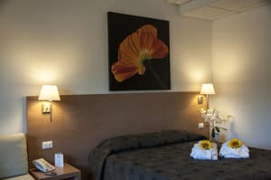 thumbnail: Room amenity