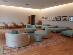 thumbnail: Interior
