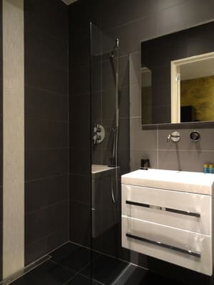 thumbnail: Bathroom sink