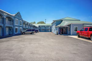 thumbnail: Parking