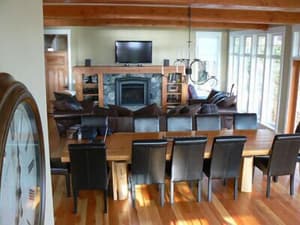 thumbnail: In-room dining