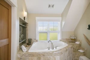 thumbnail: Jetted tub