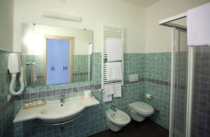 thumbnail: Bathroom