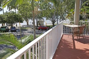 thumbnail: Balcony