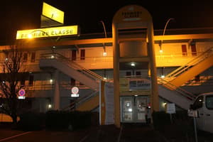 thumbnail: Exterior