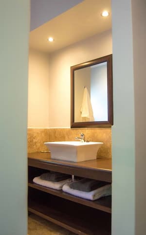thumbnail: Bathroom sink