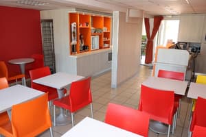 thumbnail: Restaurant