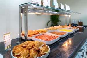 thumbnail: Restaurant