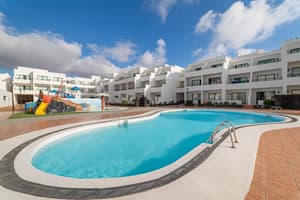 thumbnail: Outdoor pool