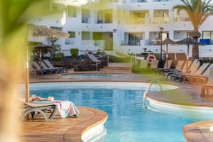 thumbnail: Outdoor pool