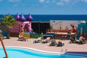 thumbnail: Outdoor pool