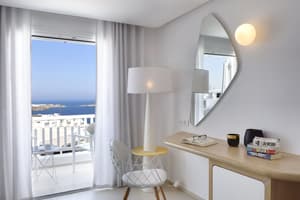 thumbnail: Breakfast area