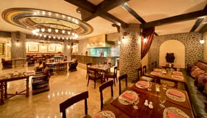 thumbnail: Restaurant