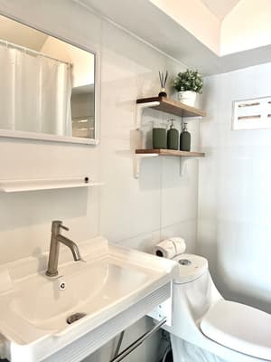 thumbnail: Bathroom