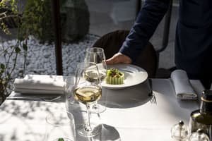 thumbnail: Restaurant