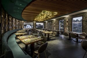 thumbnail: Restaurant