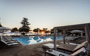 thumbnail: Rooftop pool