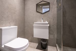 thumbnail: Bathroom