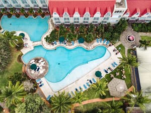 thumbnail: Pool
