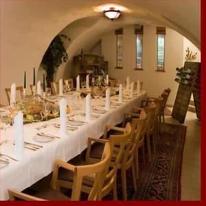 thumbnail: Restaurant